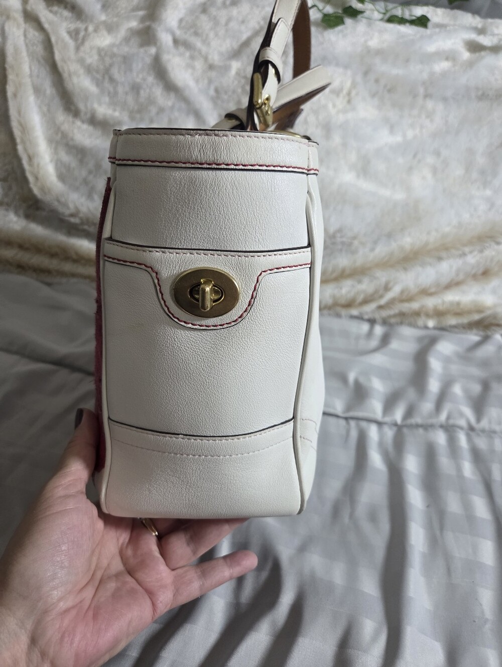 Coach Poppy "For Peace" Tote Bag - Picture 4 of 14